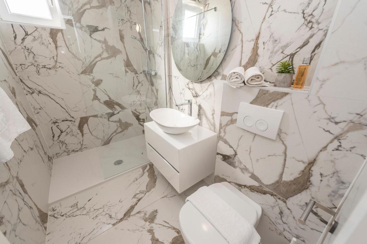 Mediteran Luxury Penthouse With Jacuzzi Mandre Exterior foto
