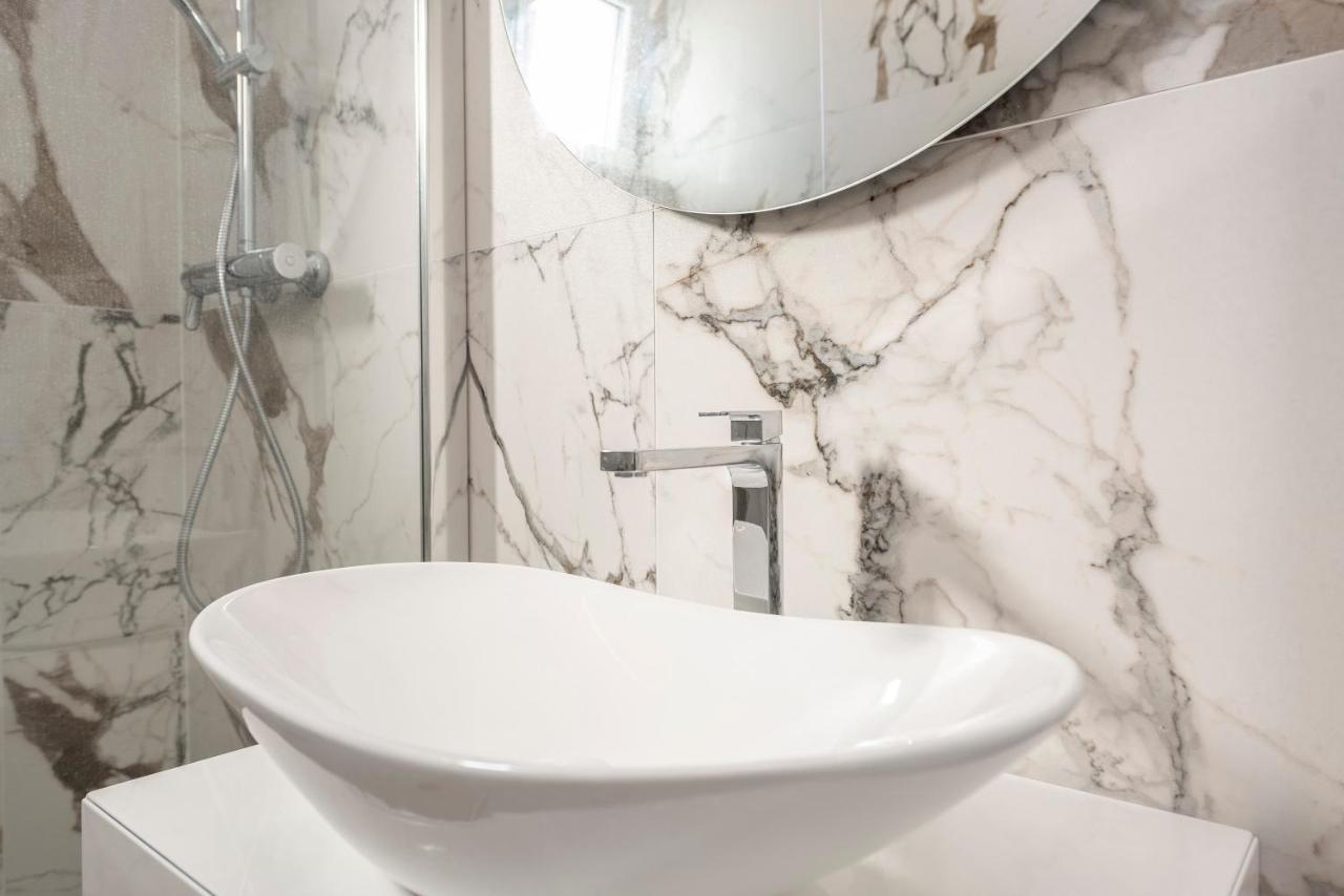 Mediteran Luxury Penthouse With Jacuzzi Mandre Exterior foto