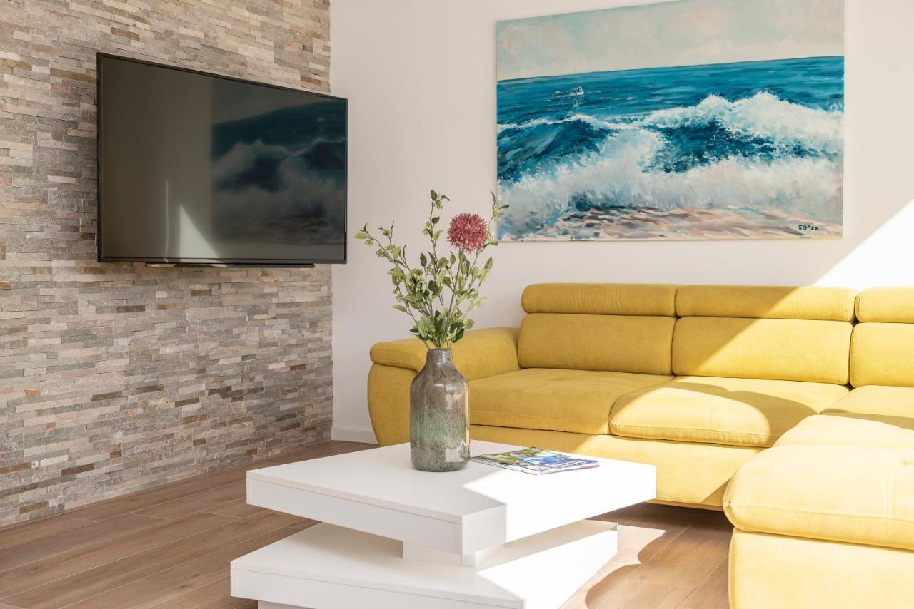 Mediteran Luxury Penthouse With Jacuzzi Mandre Exterior foto